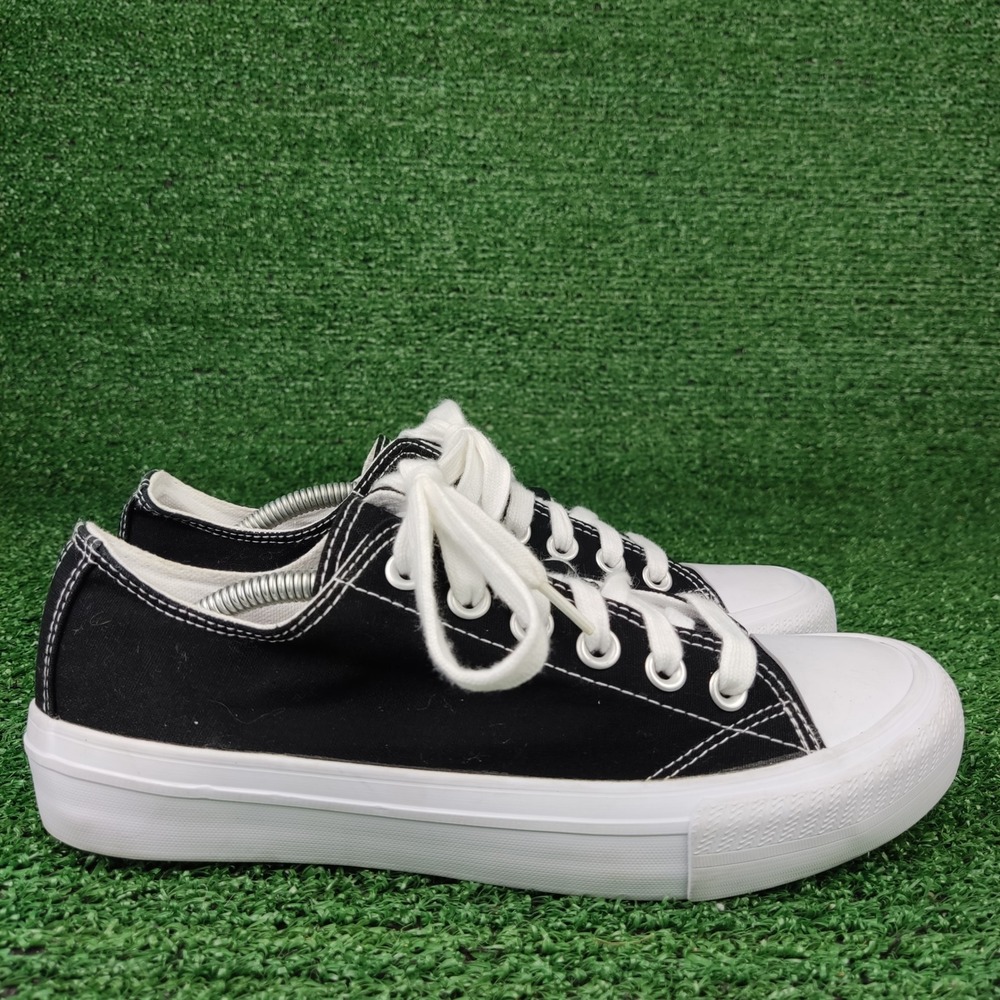 No Boundaries Sneakers Womens 8 Black Canvas Low Top Lace Up Memory Foam Shoes